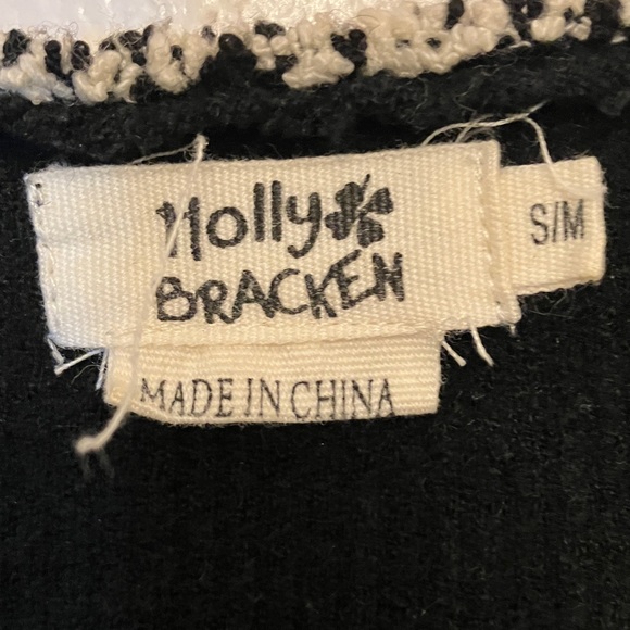 Molly Bracken Elegant Black and Cream Knit - Picture 2 of 11